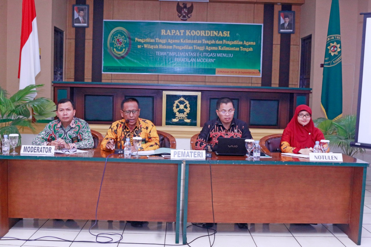 Ketua PTA Kalteng Membuka Rapat Koordinasi Se-Wilayah Hukum PTA Kalteng