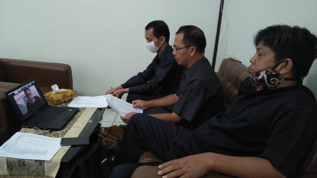 rapat