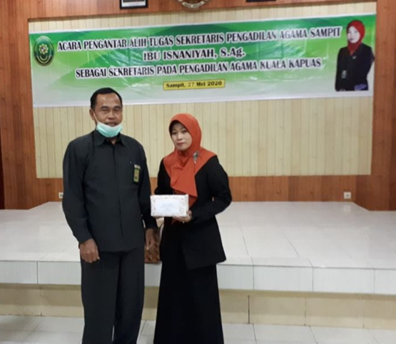 PANITERA PA KASONGAN HADIRI PERPISAHAN SEKRETARIS PA SAMPIT