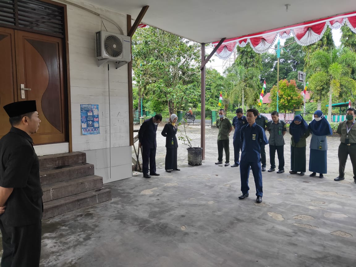 Pesan Ketua PA Kasongan saat Apel Senin Pagi “Jaga Kekompakan”