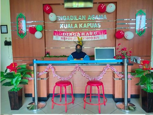 Menyambut HUT Republik Indonesia dan HUT Mahkamah Agung ke 75  di Pengadilan Agama Kuala Kapuas