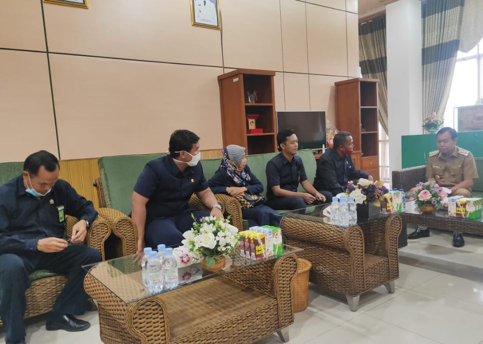 Hakim dan Pejabat PA Kasongan Silaturahmi ke Bupati Katingan