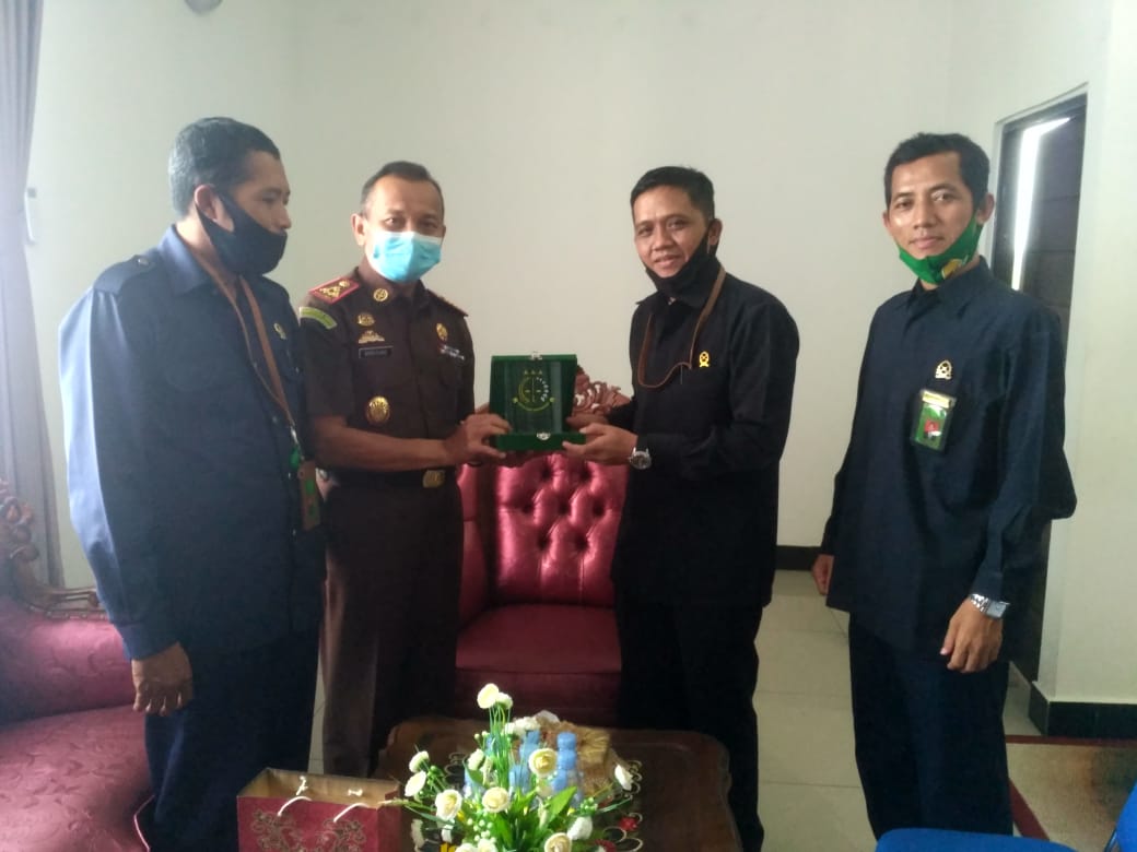 Kejari pindah 1