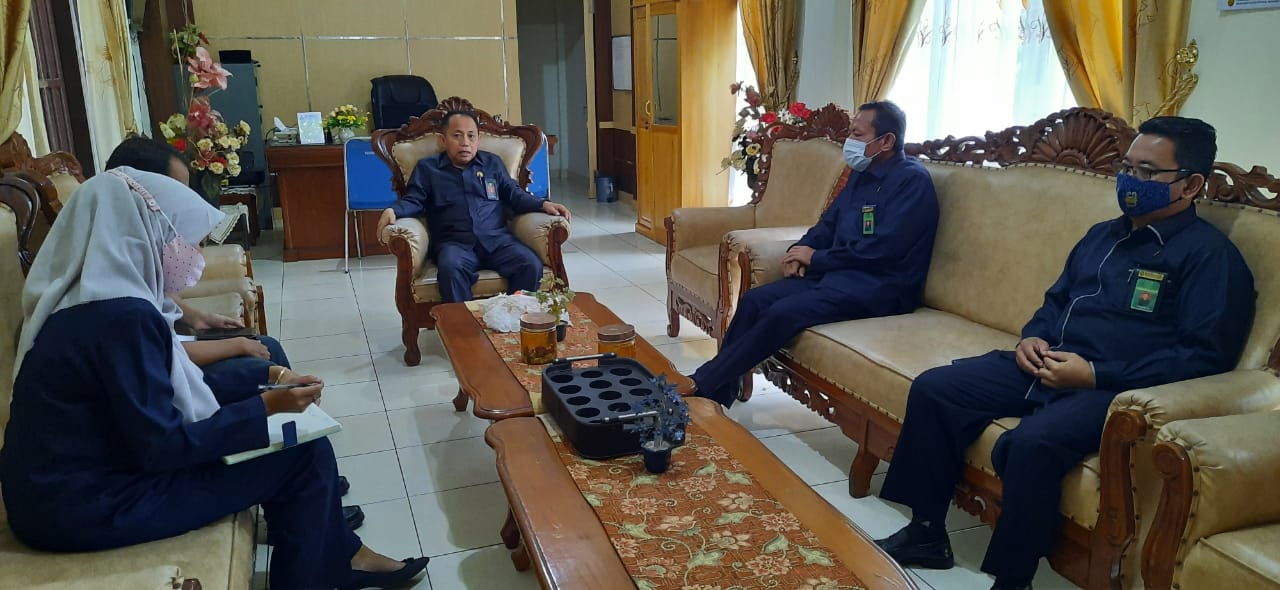 rapat triwulan