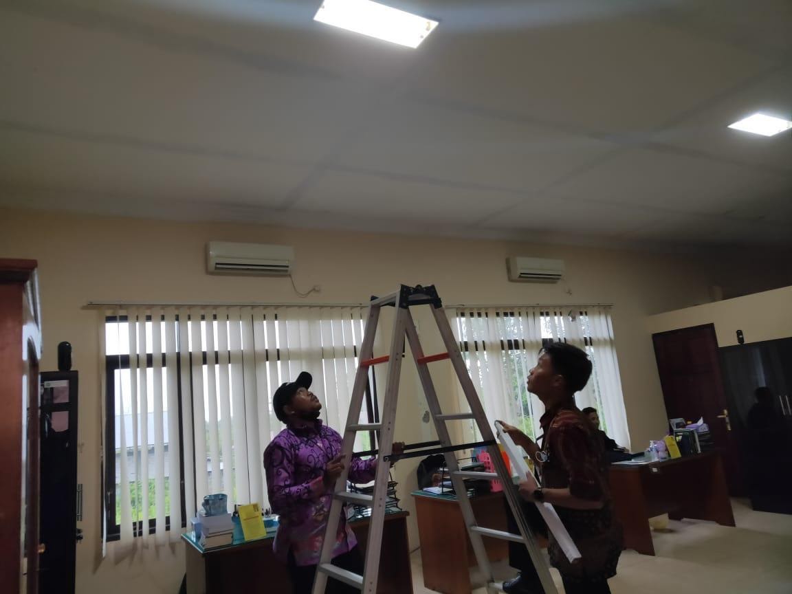 PERBAIKAN SARANA DAN PRASARANA KANTOR   PENGADILAN AGAMA SAMPIT