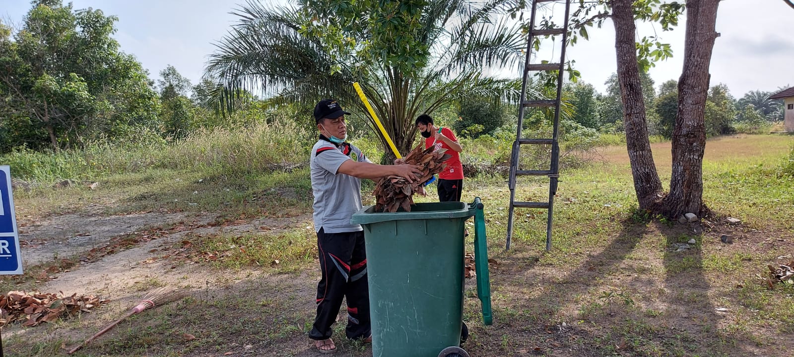 Semangat Jumat Bersih 1