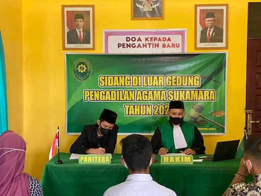 Sidang Luar Gedung Balai RIam