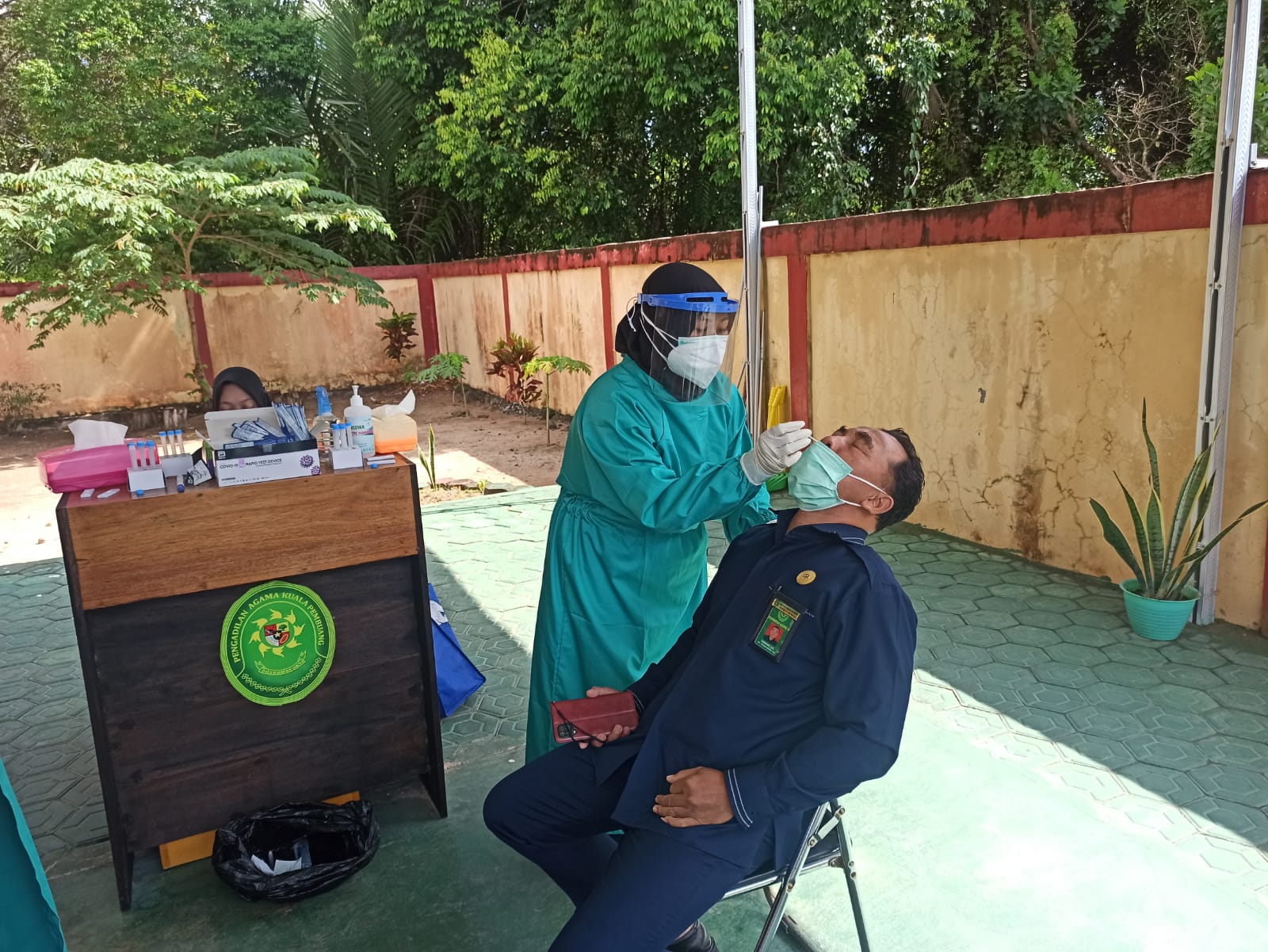 PA Kuala Pembuang Gelar Rapid Tes Antigen Bagi Pegawai