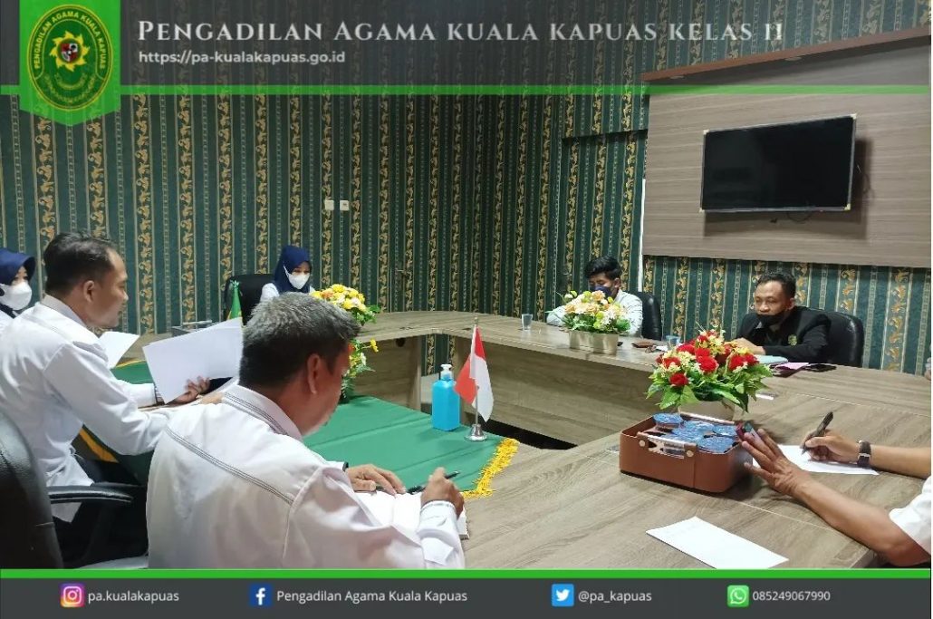 147. PA Kuala Kapuas Gelar Rapat Monev Pelaksanaan Posyankum