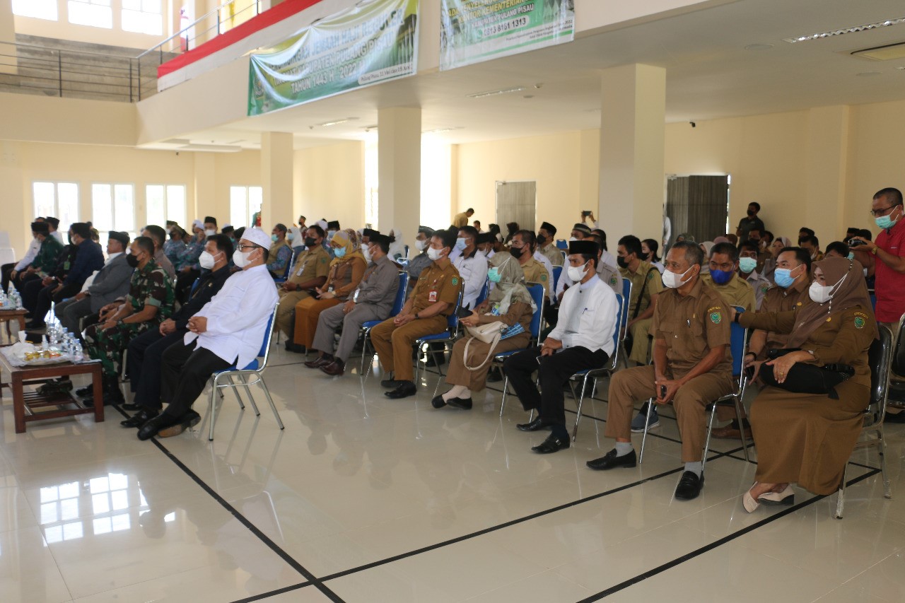Panitera Pengadilan Agama Pulang Pisau Hadiri Bimbingan Manasik Haji Tahun 2022 Kabupaten Pulang Pisau