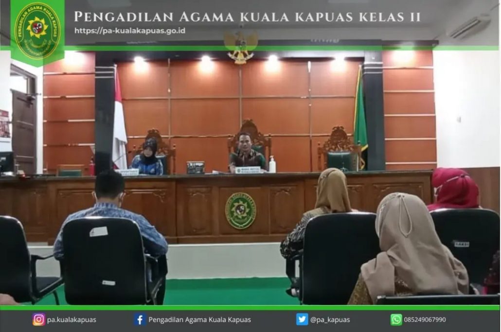 154. Demi Mempererat Kekompakkan, Pengadilan Agama Kuala Kapuas Gelar Rapat Monitoring & Evaluasi Bersama Seluruh Pegawai