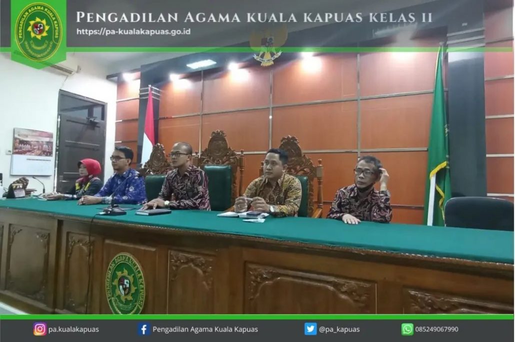 164. Ketua PA Kuala Kapuas Beserta Jajaran Menghadiri Undangan Pembinaan Teknis Secara Virtual