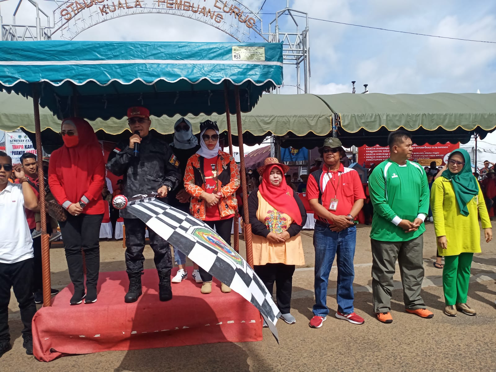 KARNAVAL 4
