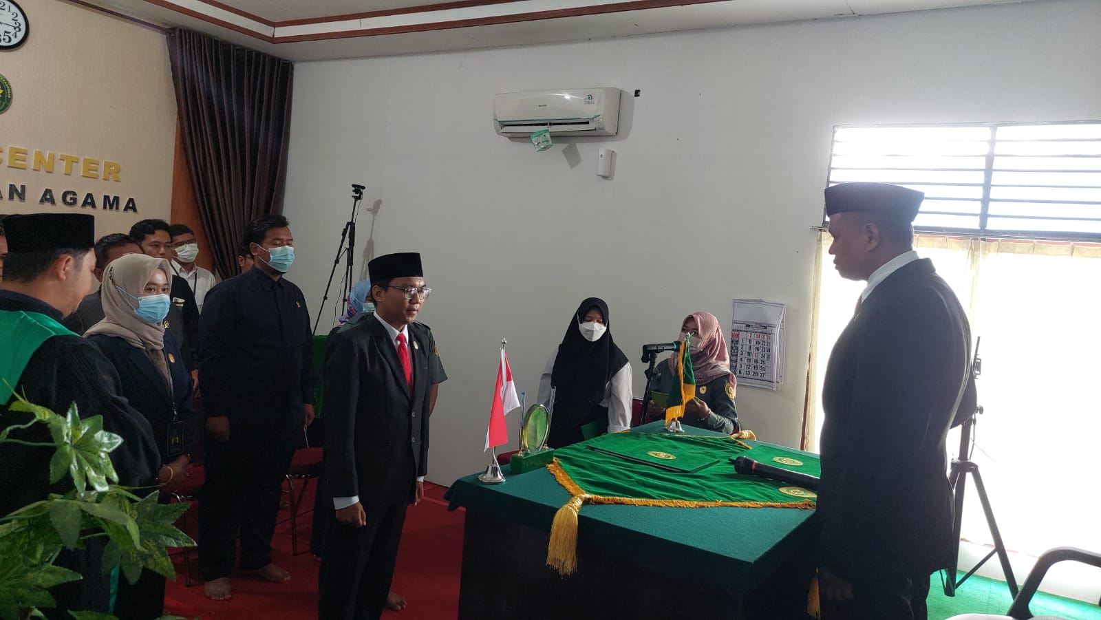 Ketua Pengadilan Agama Kasongan Melantik Jabatan Fungsional Pranata Komputer Ahli Pertama