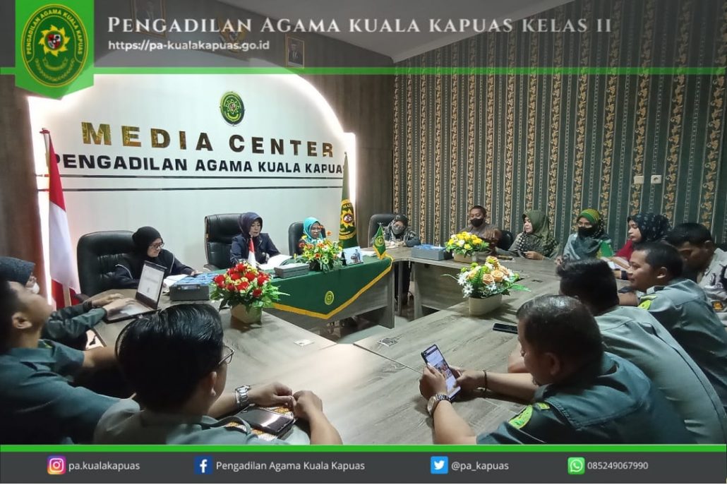 226. Optimalkan Pencapaian, PA Kuala Kapuas Khususnya Bidang Kesekretariatan Adakan Rapat Monitoring Evaluasi Kinerja Bulan Agustus tahun 2022