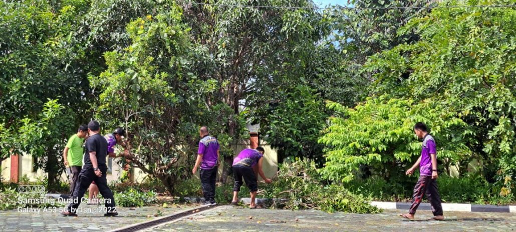 249. Kerja Bakti di Lingkungan PA Kuala Kapuas