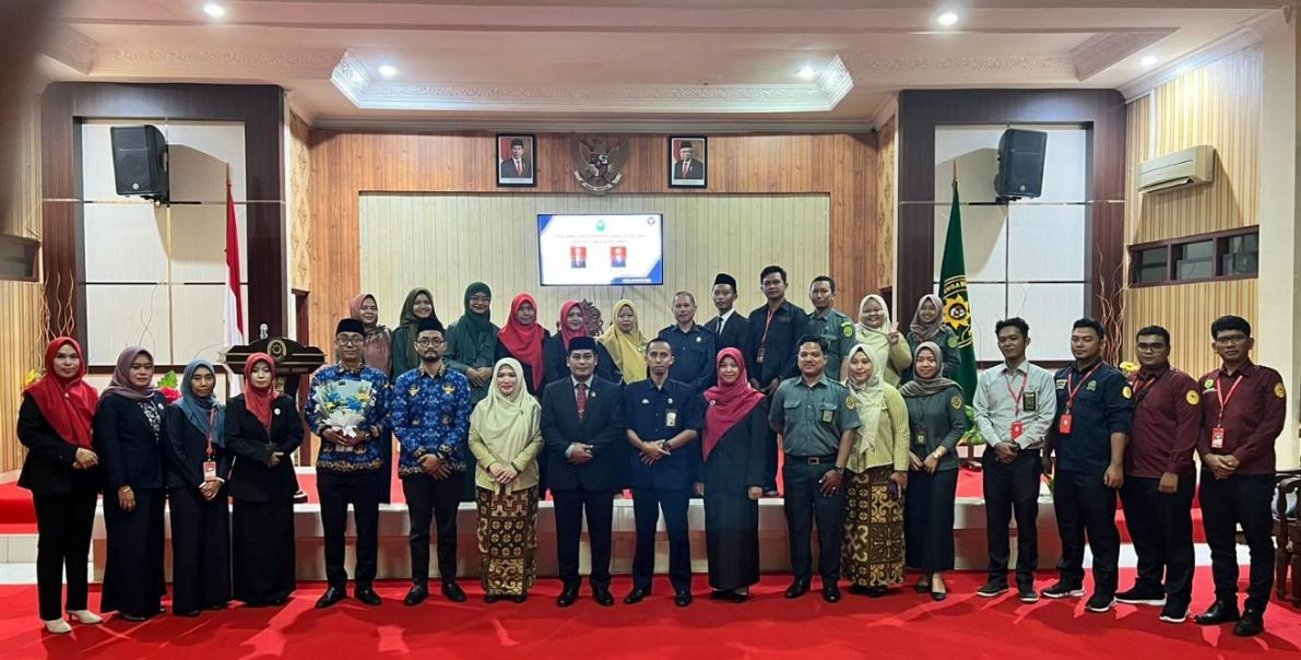 Pegawai Pengadilan Agama Kasongan Menghadiri Undangan Pelantikan Dan Pengambilan Sumpah Jabatan Panitera Pengganti di Pengadilan Agama Sampit