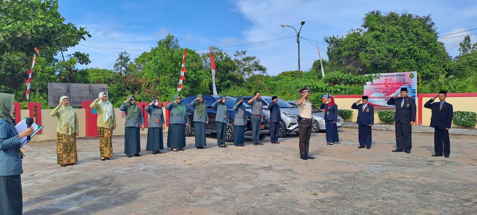 HUT MA 1