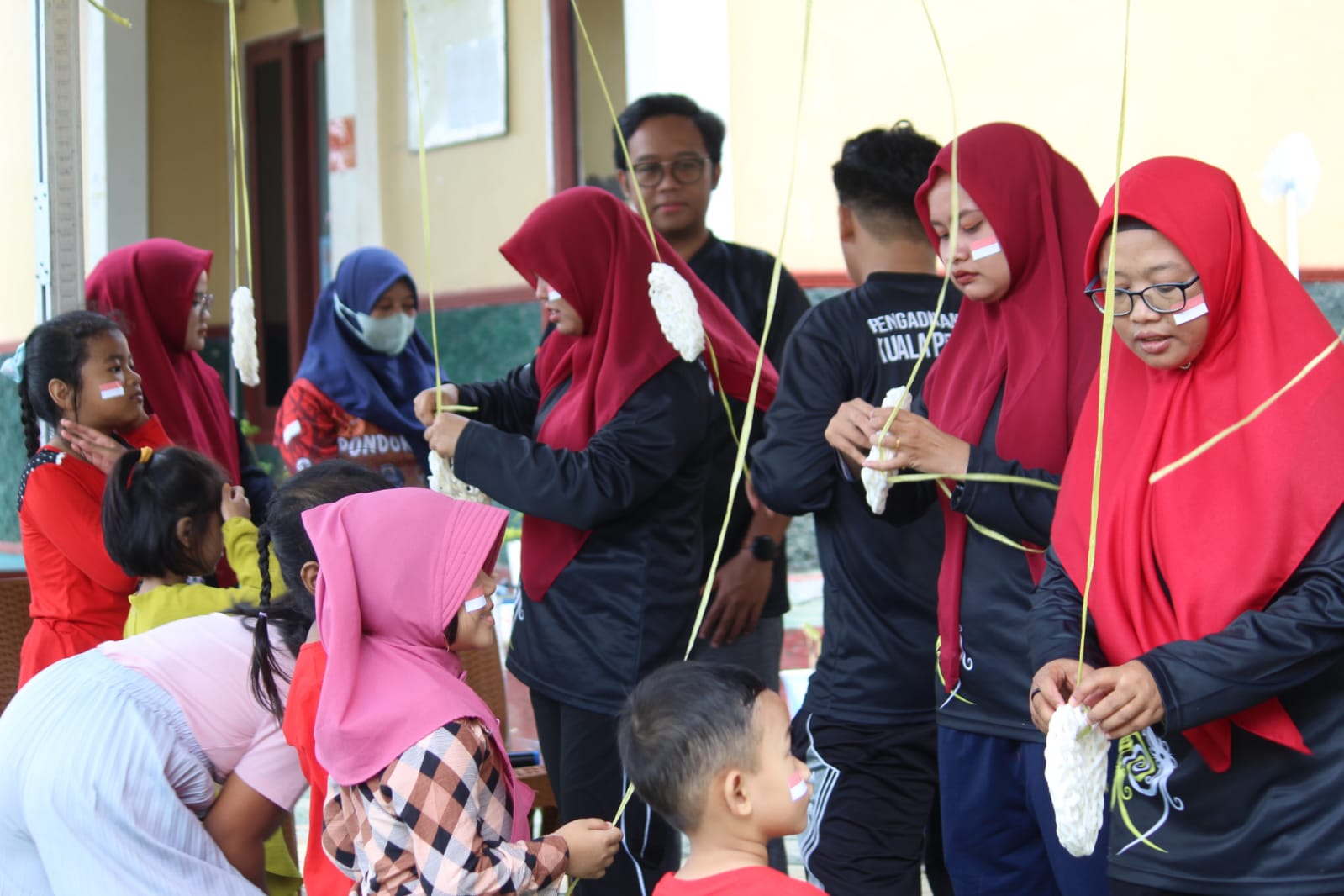LOMBA HUT 2