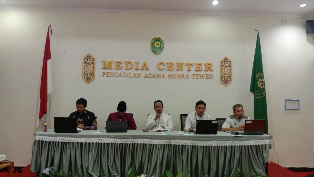 rapat umum april 2024-2