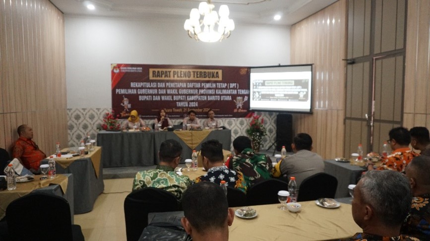 166. Ketua Pengadilan Agama Muara Teweh Hadiri Undangan Rapat Pleno Komisi Pemilihan Umum Barito Utara