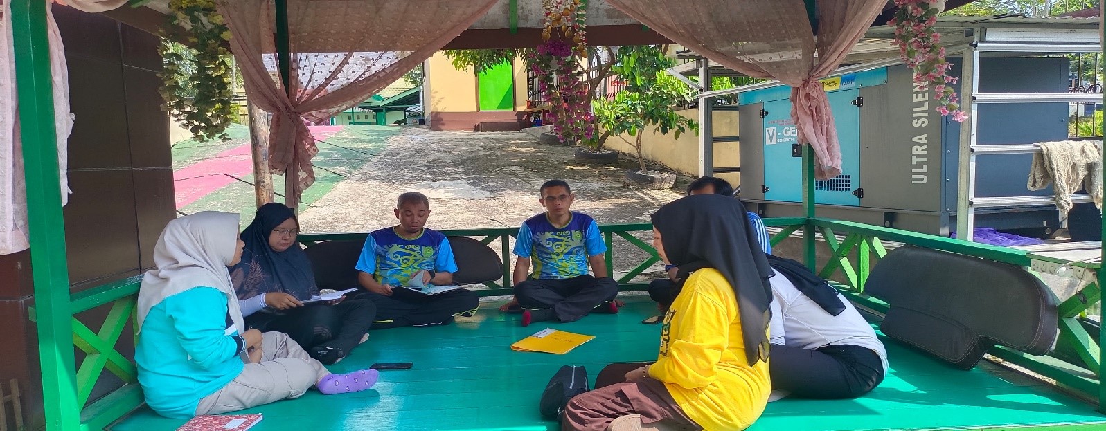 165. Kesekretariatan Pengadilan Agama Muara Teweh Adakan Rapat Bulanan