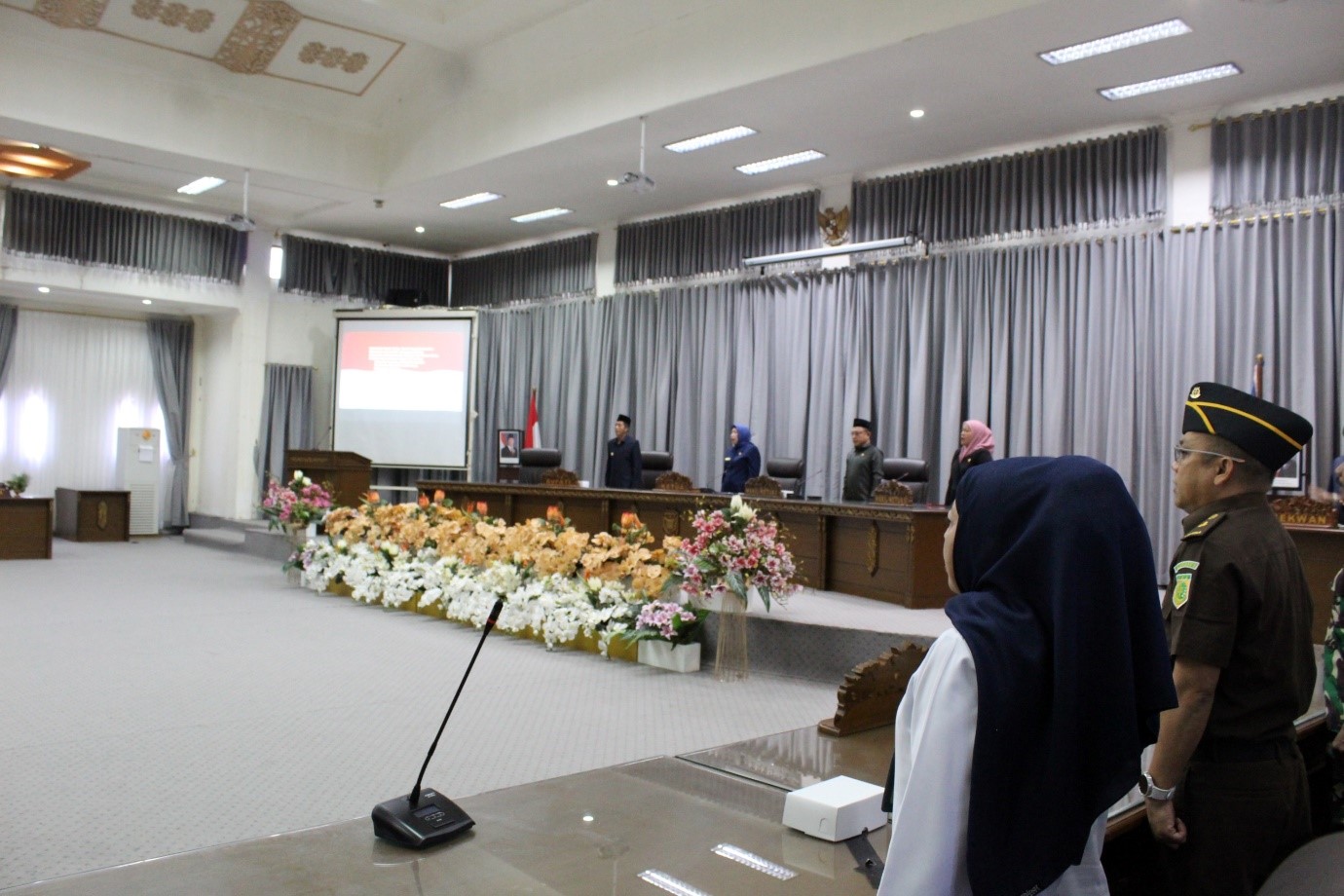 rapat dprd 11 nov 2024