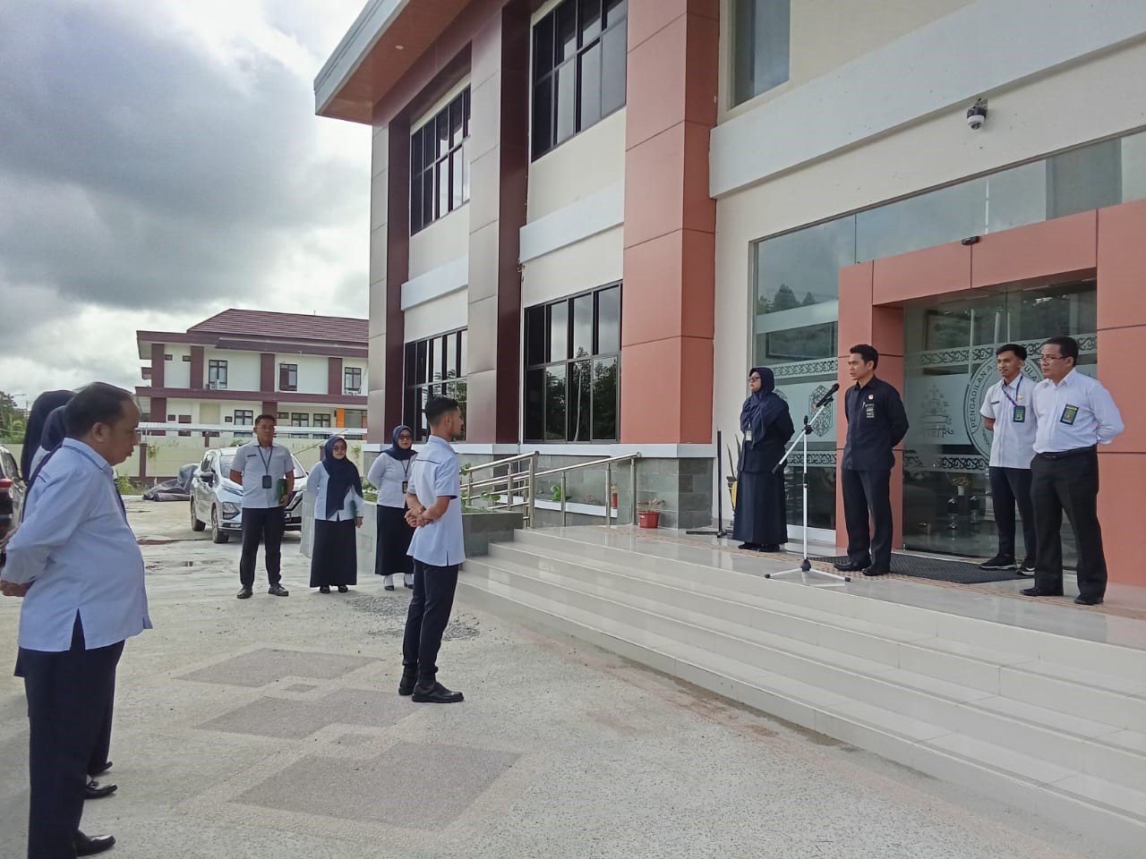 Amanat Apel Senin Pengadilan Agama Pulang Pisau Pentingnya Menjaga Kedisiplinan Integritas dan Loyalitas Dalam Setiap Pelaksanaan Tugas Dan Tanggung Jawab