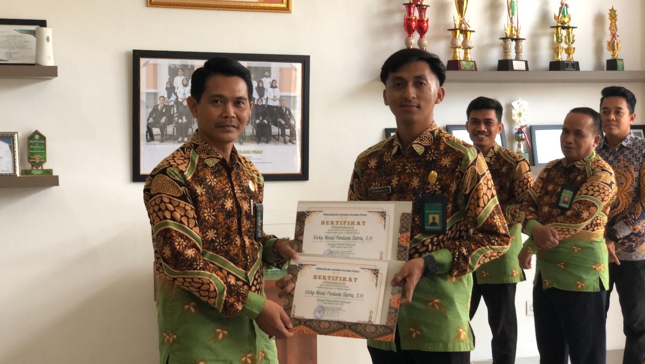 Tahun 2025, PPNPN Terfavorit PA Pulang Pisau Jatuh Kepada Vicky Noval Perdana Satria, S.H.