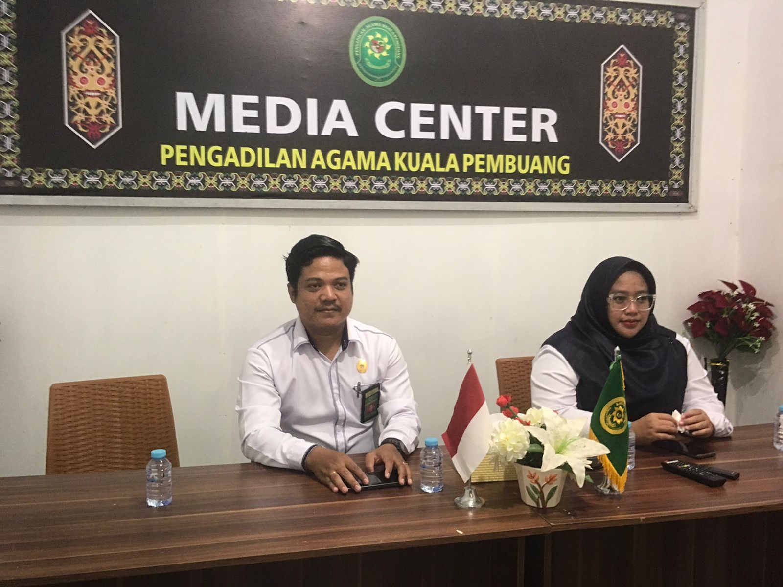 7. PANITERA HADIRI PEMBUKAAN BIMTEK BADILAG