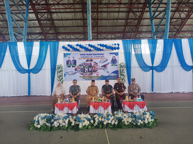 Jurusita PA Kuala Pembuang Hadiri Peringatan Hari Ikan Nasional