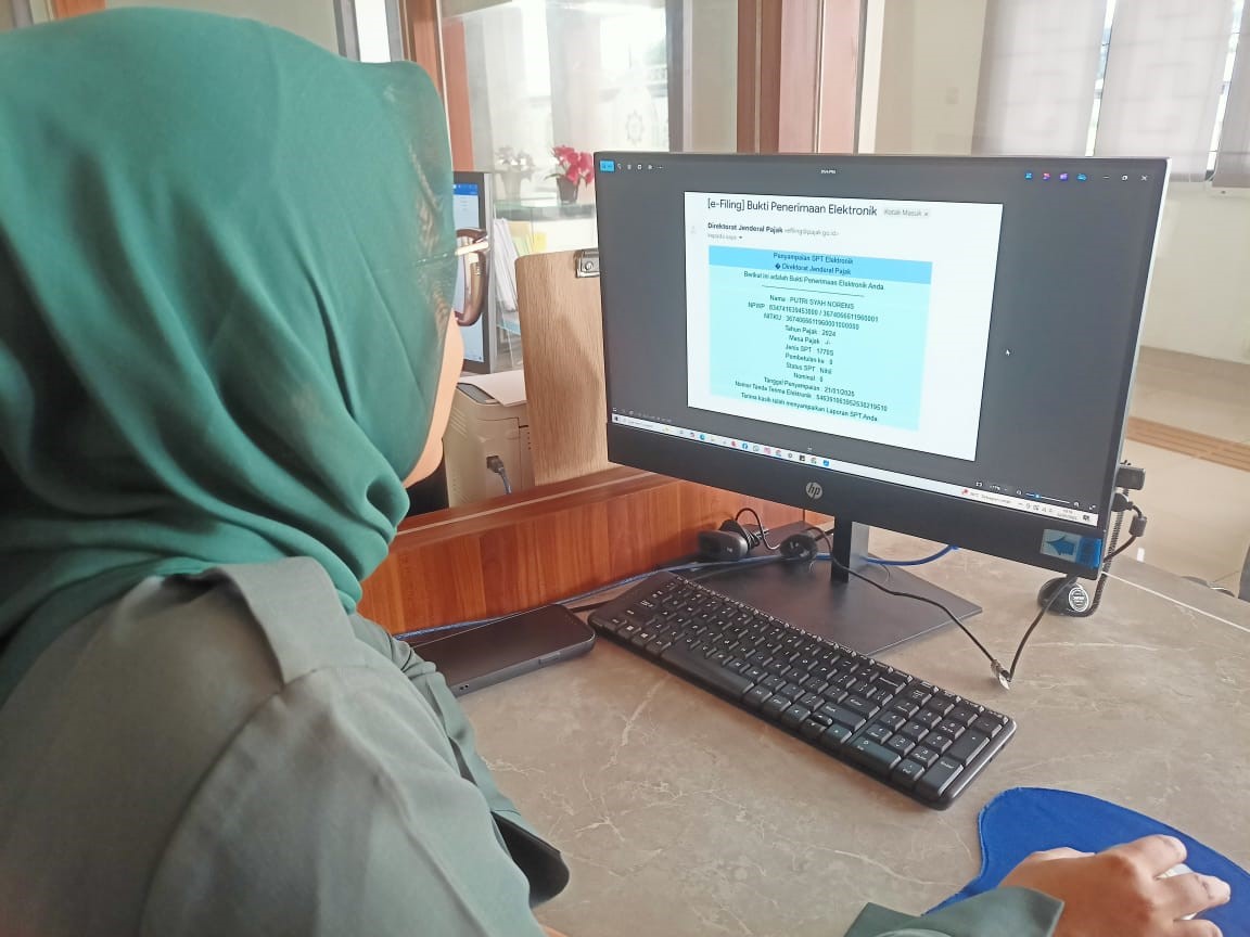 Taati Aturan Seluruh Pegawai Pengadilan Agama Pulang Pisau 1