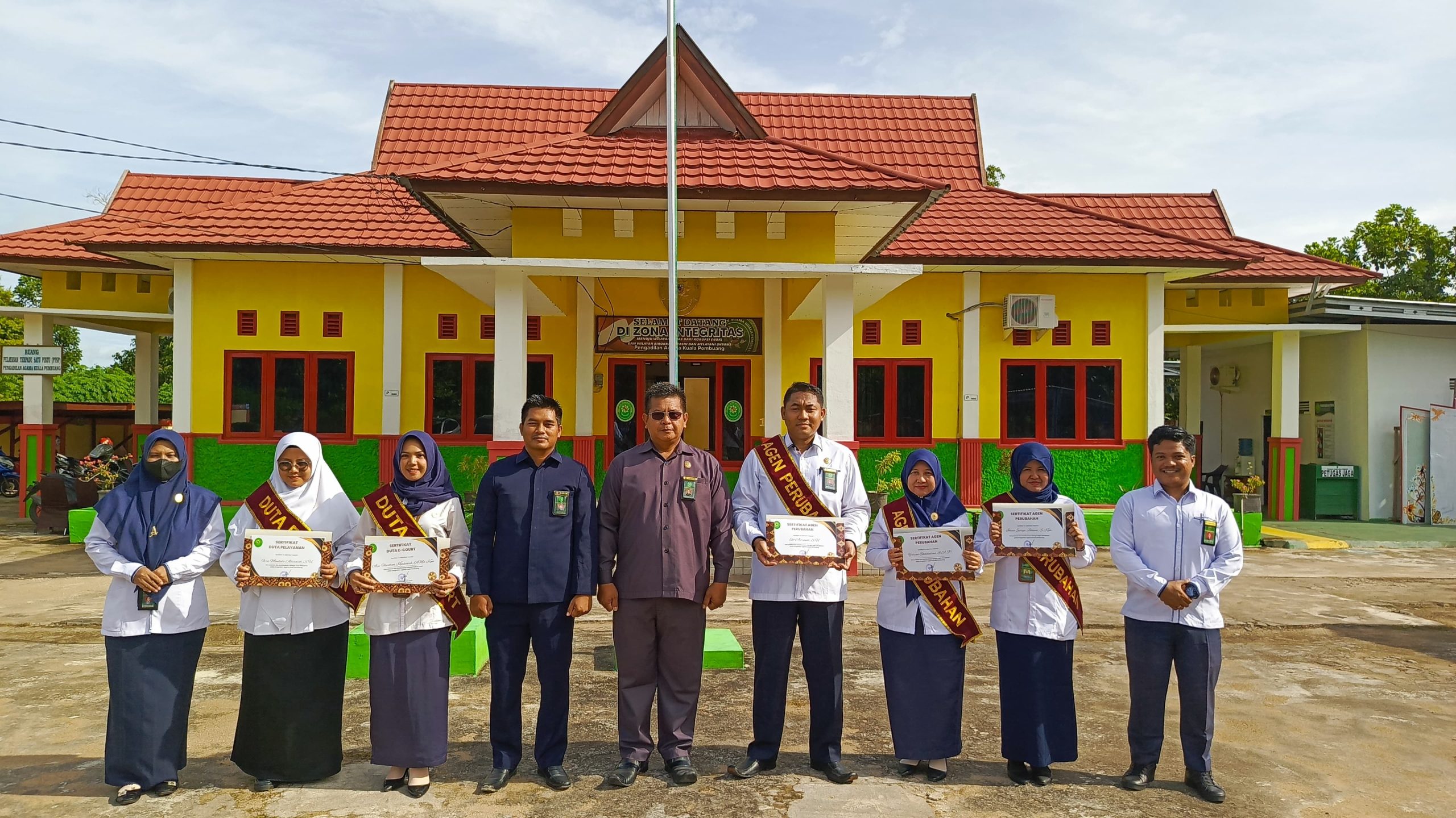 Penetapan Agen Perubahan, Duta e-Court dan Duta Pelayanan PA Kuala Pembuang Tahun 2025