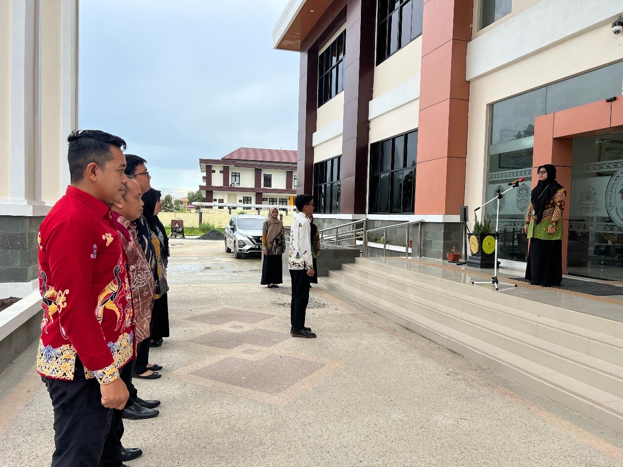 Apel Jum’at Sore Pengadilan Agama Pulang Pisau: “Nikmati Libur Akhir Pekan Dengan Sebaik-baiknya”