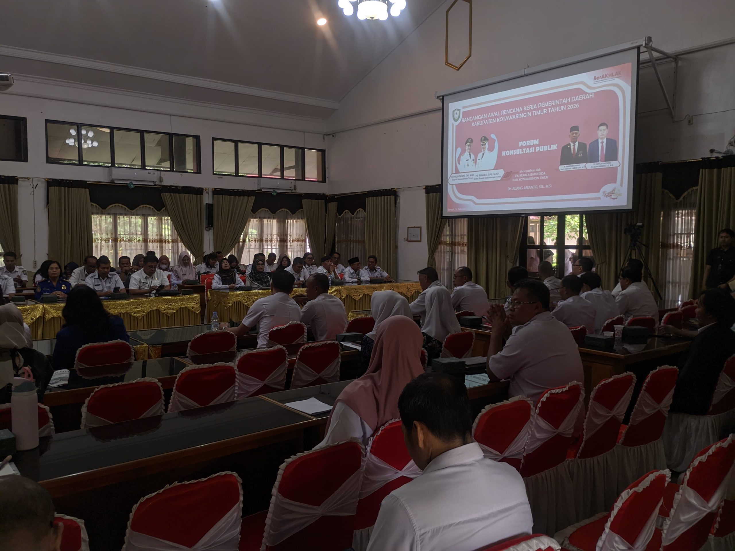 133. Sekretaris PA Sampit Hadiri Acara Konsultasi Publik Rancangan Awal RKPD Kab. Kotim Tahun 2026