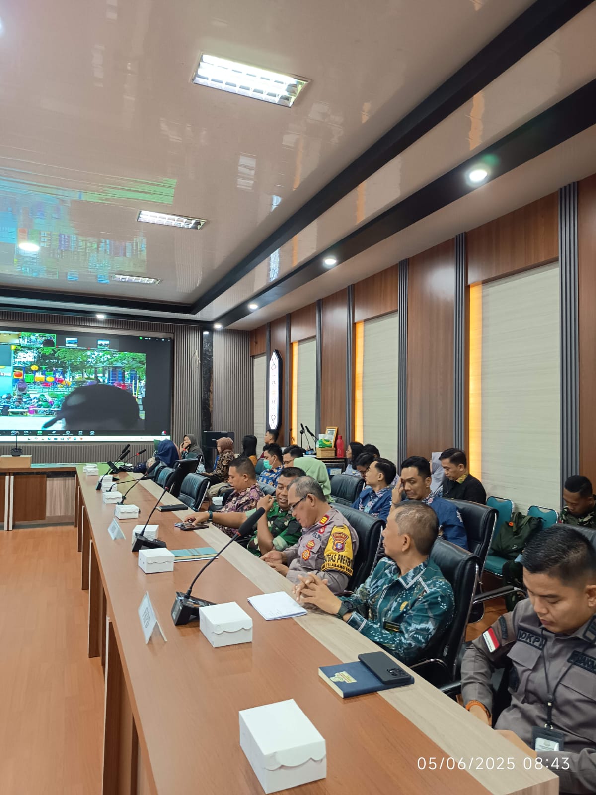 153. Pengadilan Agama Muara Teweh Menghadiri Undangan Pemerintah Kabupaten Barito Utara Jalani Verifikasi Lapangan Hybrid Kabupaten Layak Anak (KLA)