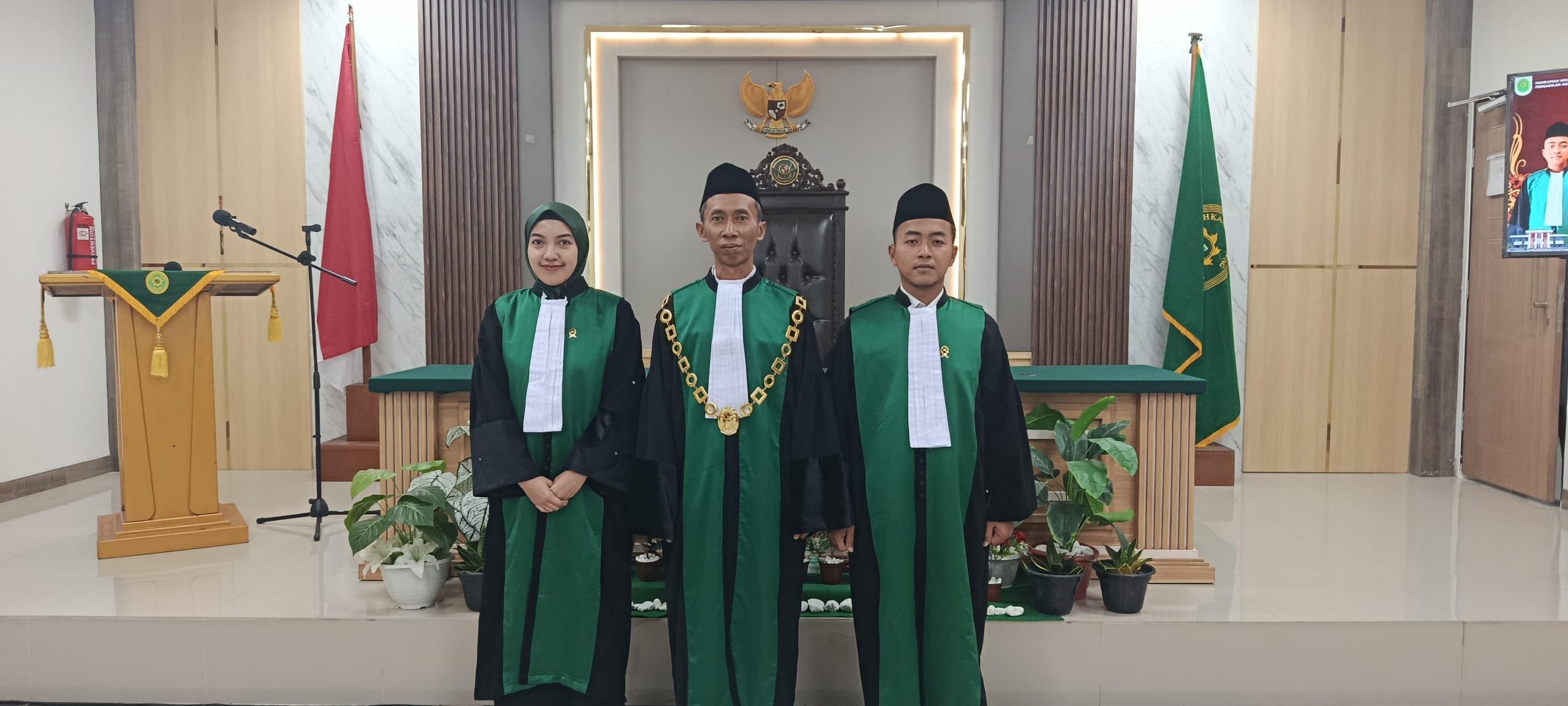 PELANTIKAN DAN PENGAMBILAN SUMPAH JABATAN HAKIM PA KASONGAN