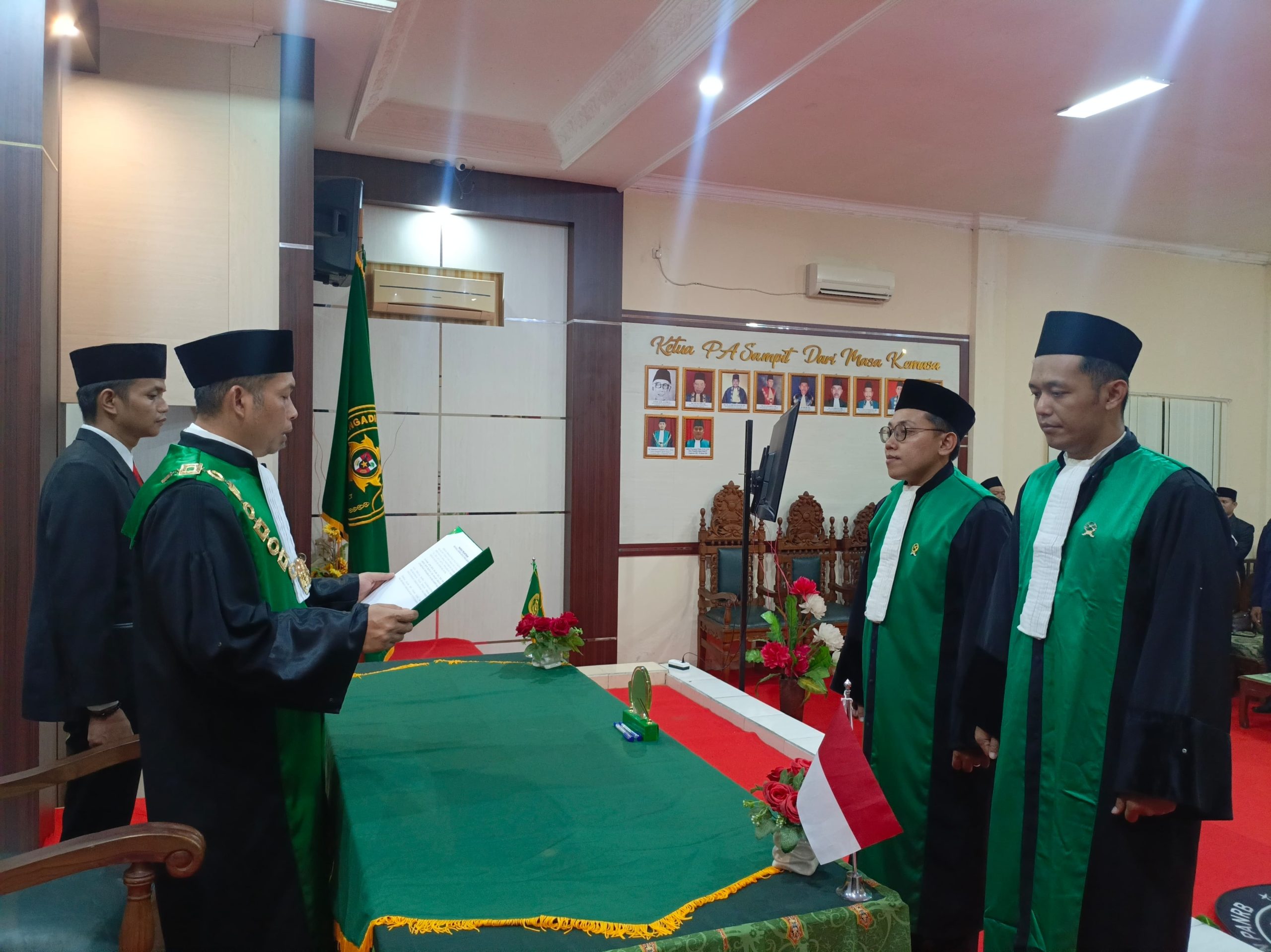 304. Pelantikan Hakim Pengadilan Agama Sampit Kelas 1B