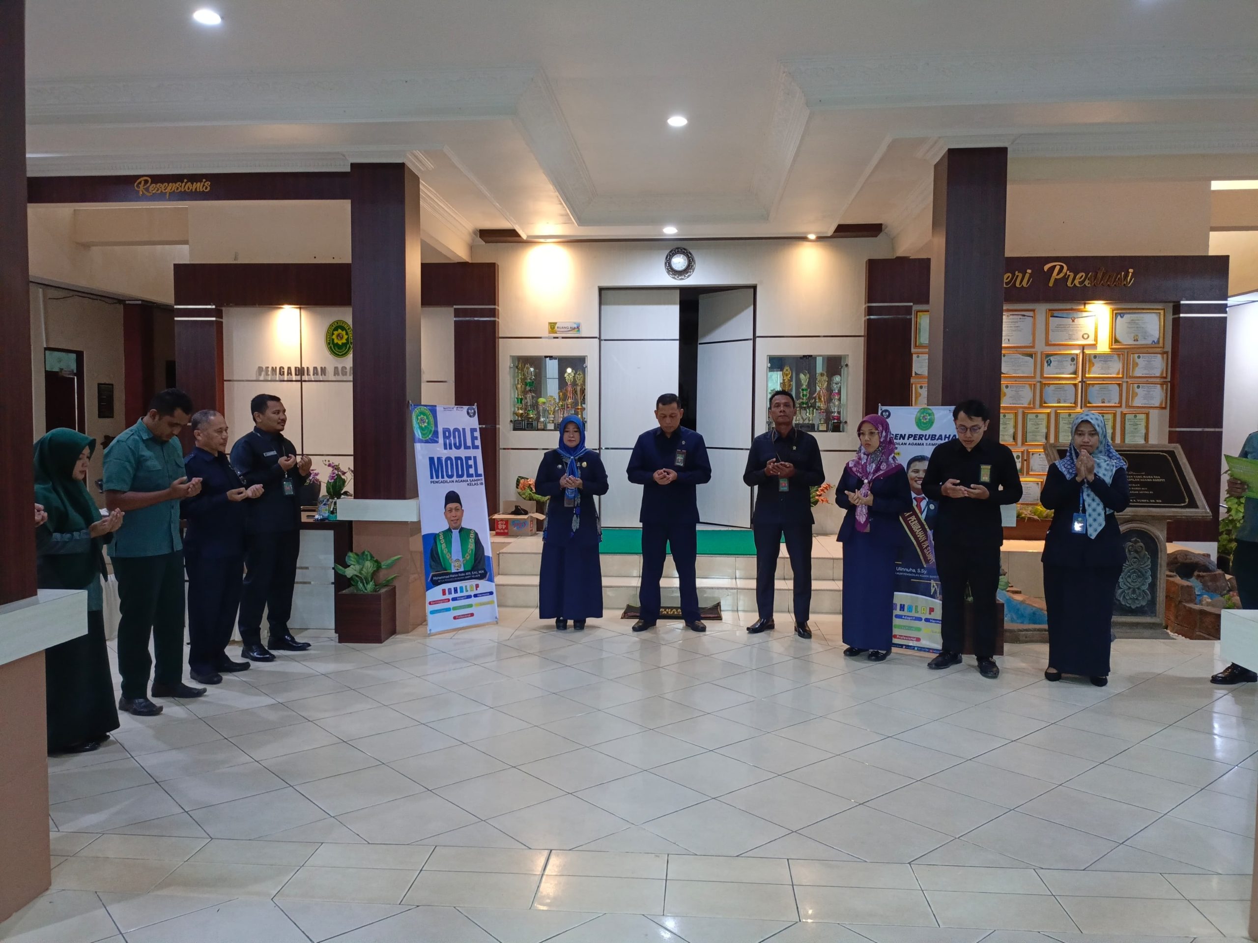 346. Mengawali Selasa Pagi Dengan Rutinitas Doa Pagi Bersama Warga PA Sampit