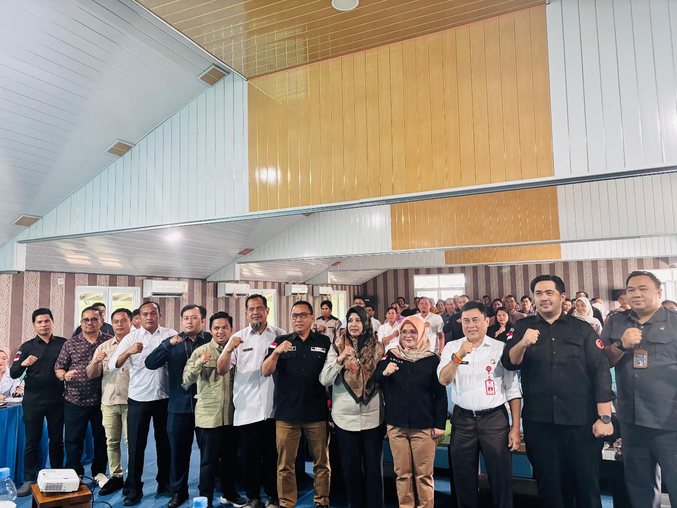205. PA Muara Teweh Hadiri Kegiatan Bawaslu Barito Utara Terkait Persiapan Pemungutan Suara Ulang Pilkada 2024