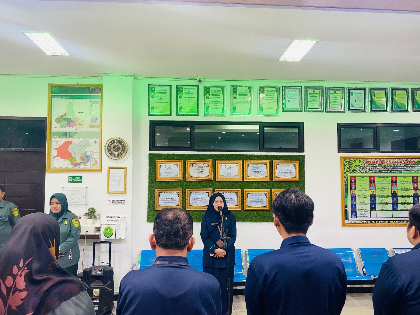 203. PA Muara Teweh Pimpin Kegiatan BRIMO (Briefing Morning) Bertema “Mencintai Organisasi”