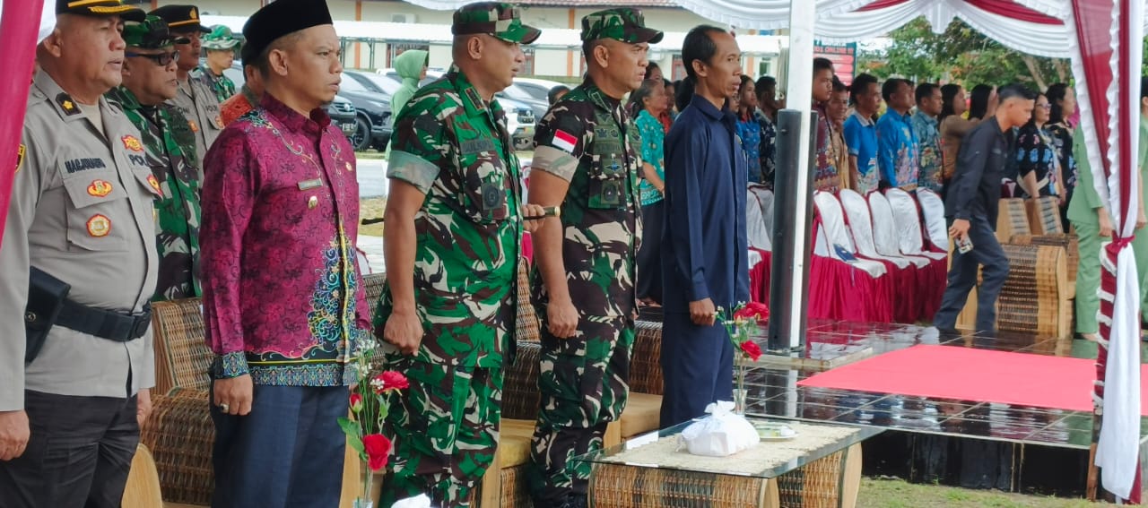 Ketua Pengadilan Agama Kasongan Hadiri Penutupan TMMD ke-123 di Makodim 1019 Katingan