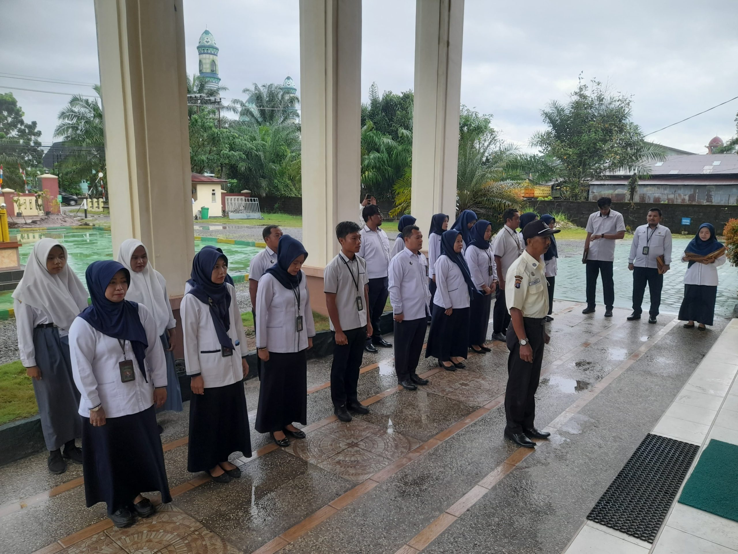 397. “Memasuki Bulan Agustus, Jaga Kesehatan”, Pembina Apel