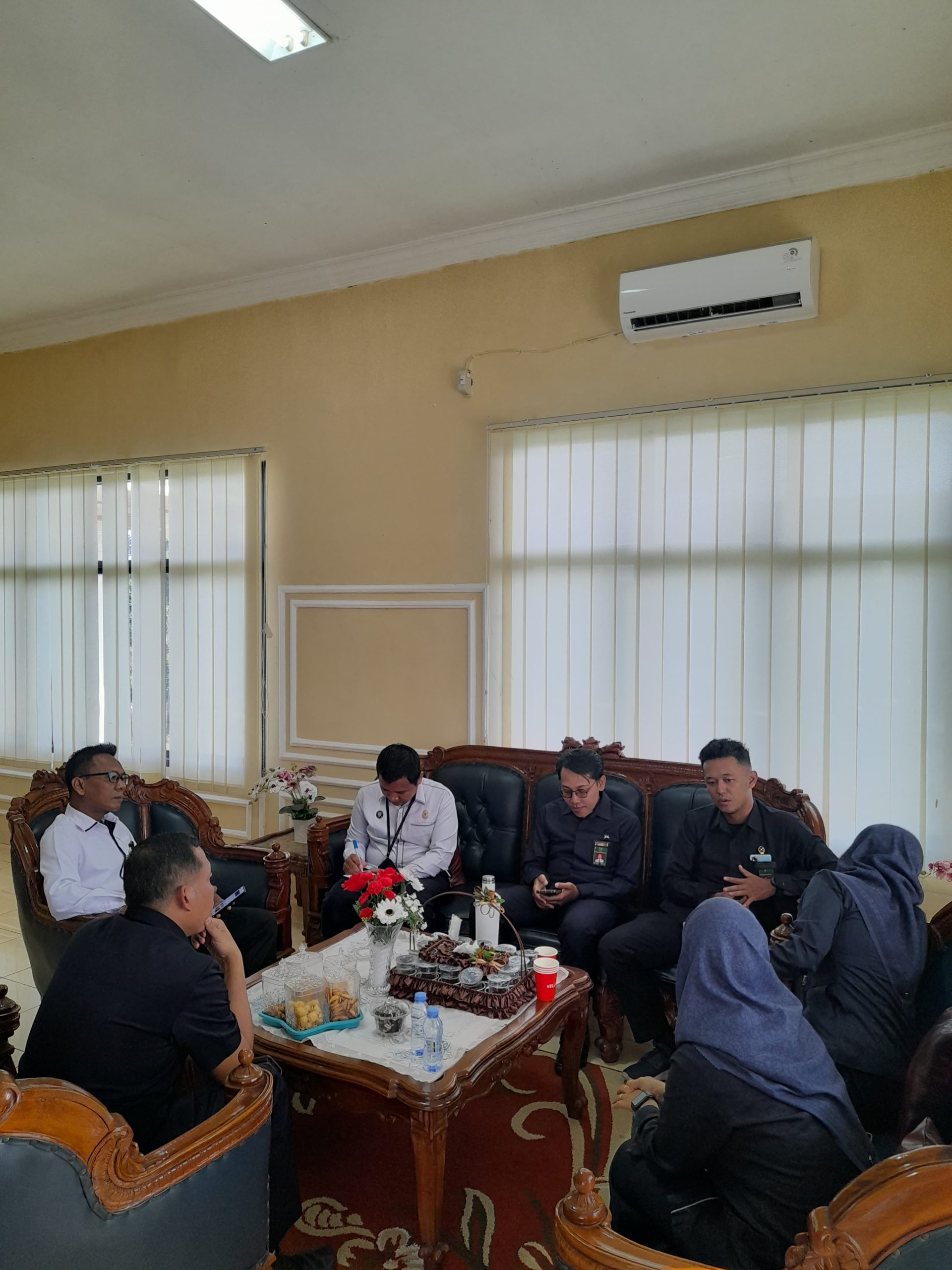 419. Coffee Morning Rutin Para Pimpinan Pengadilan Agama Sampit Kelas IB