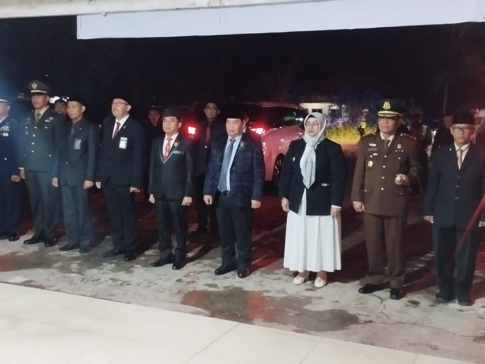 433. Ketua Pengadilan Agama Sampit Kelas IB Hadiri Upacara Apel Kehormatan dan Renungan Suci dalam Rangka HUT RI ke-80