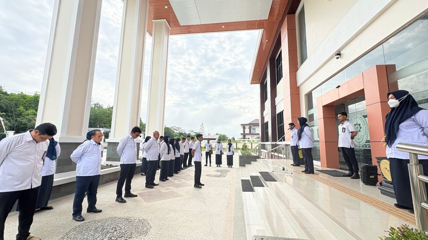 Pengadilan Agama Pulang Pisau Laksanakan Apel Senin Pagi