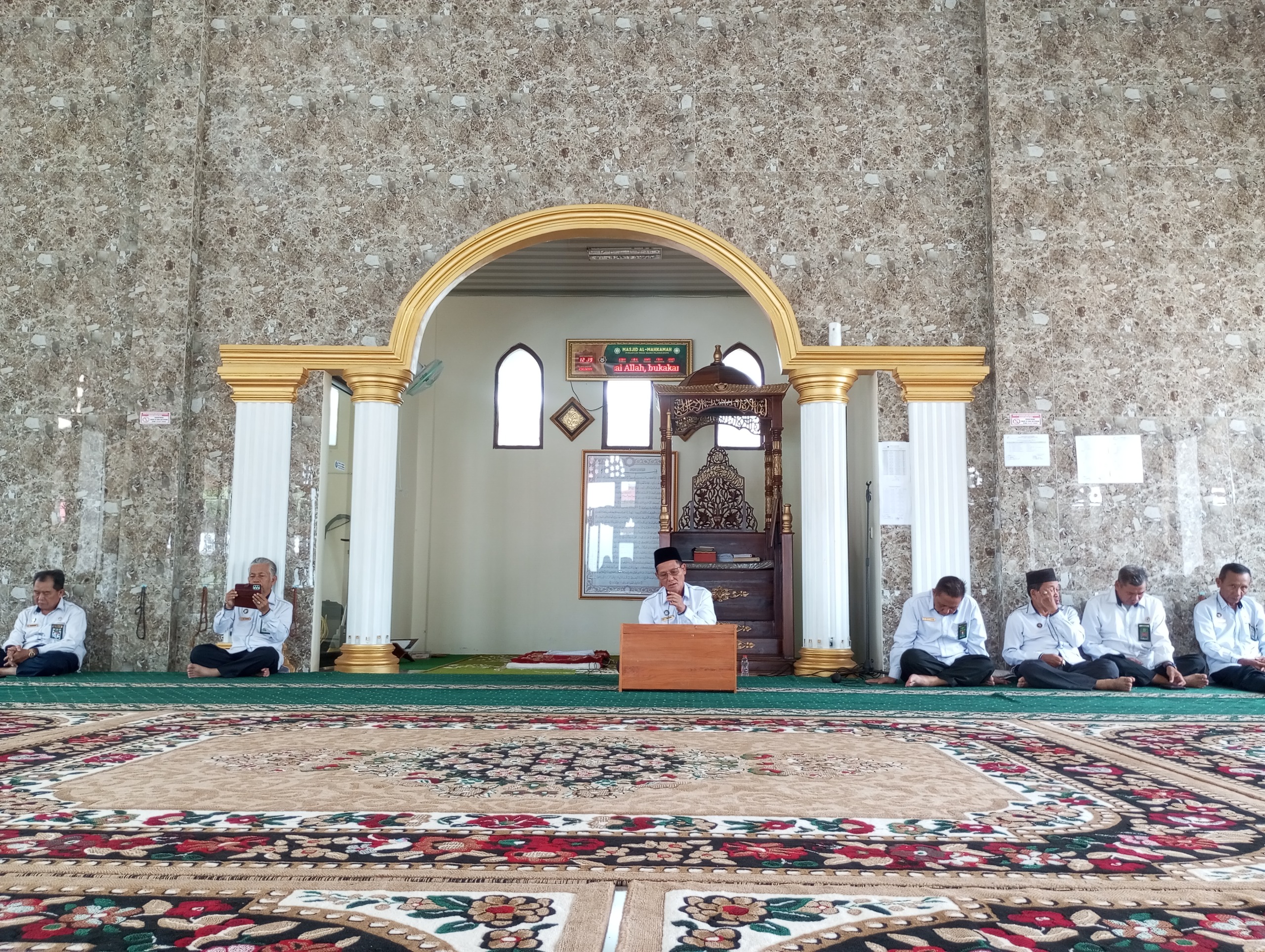 Wakil Ketua PTA Palangka Raya Sampaikan Kultum: Bulan Ramadhan adalah Bulan yang Penuh Keberkahan dan Kebaikan